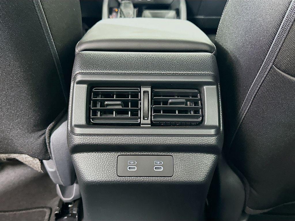 new 2025 Honda Accord Hybrid car, priced at $35,305