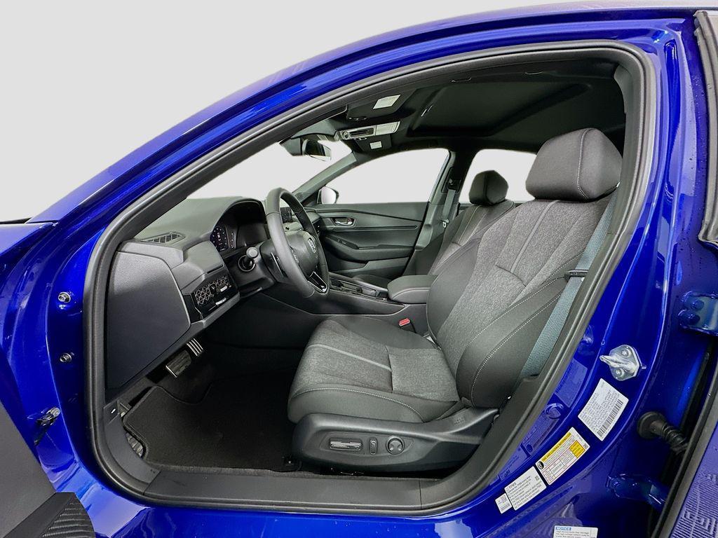 new 2025 Honda Accord Hybrid car, priced at $35,305