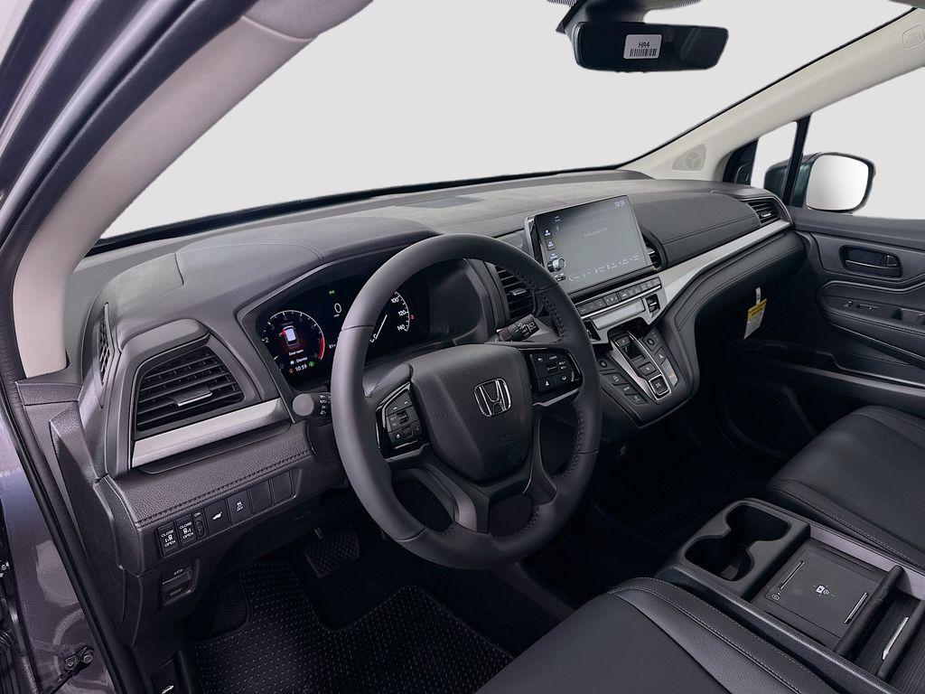 new 2026 Honda Odyssey car, priced at $44,290