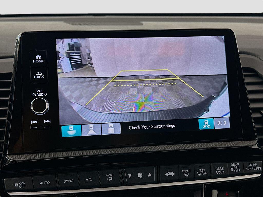 new 2026 Honda Odyssey car, priced at $44,290