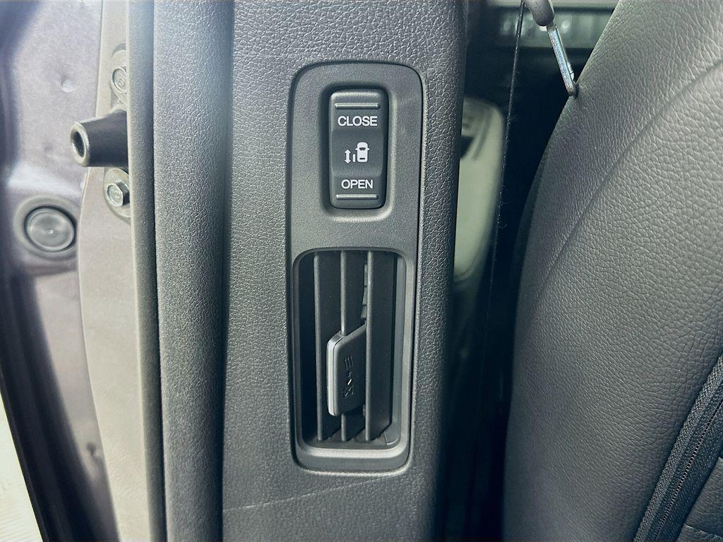 new 2026 Honda Odyssey car, priced at $44,290