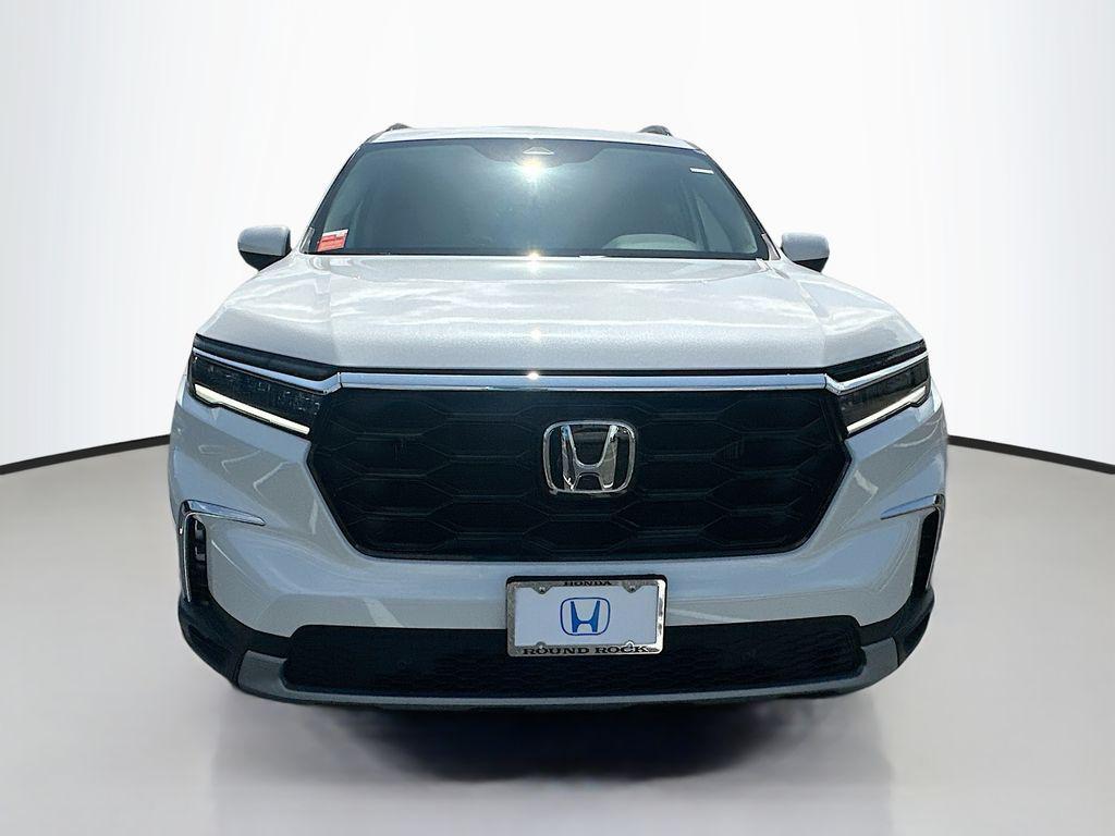 new 2025 Honda Pilot car, priced at $53,225