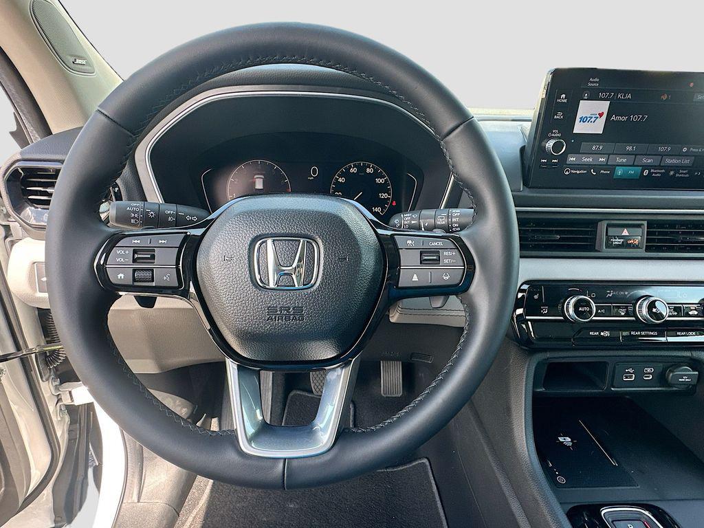 new 2025 Honda Pilot car, priced at $53,225