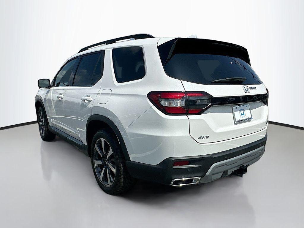 new 2025 Honda Pilot car, priced at $53,225