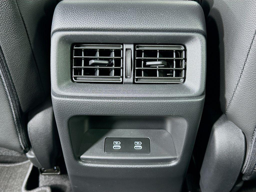 new 2026 Honda CR-V Hybrid car, priced at $40,175