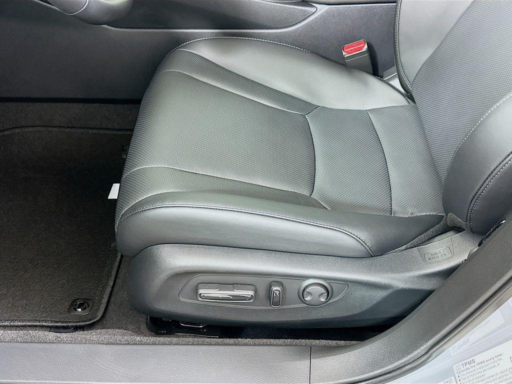 new 2025 Honda Accord Hybrid car, priced at $37,025