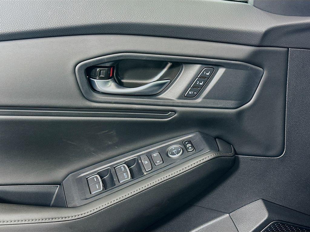 new 2025 Honda Accord Hybrid car, priced at $37,025