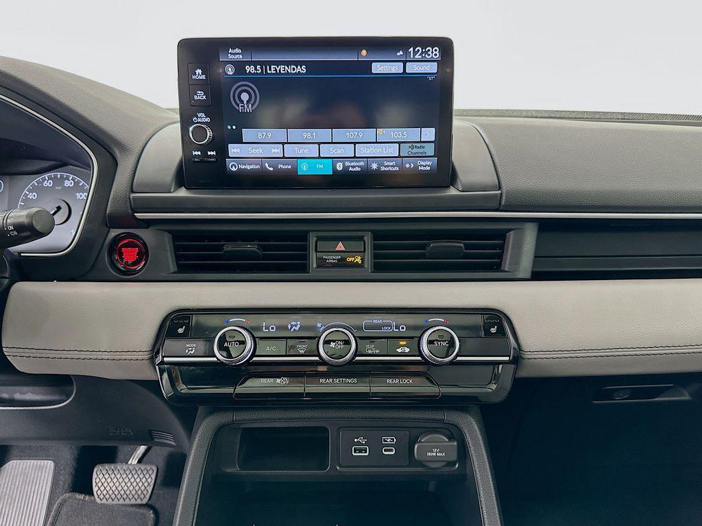 used 2023 Honda Pilot car, priced at $37,800