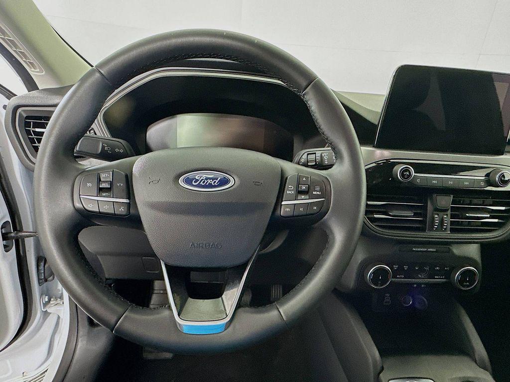 used 2024 Ford Escape car, priced at $20,000