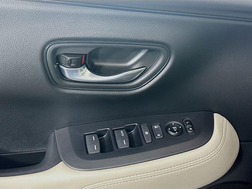 new 2026 Honda HR-V car, priced at $28,105