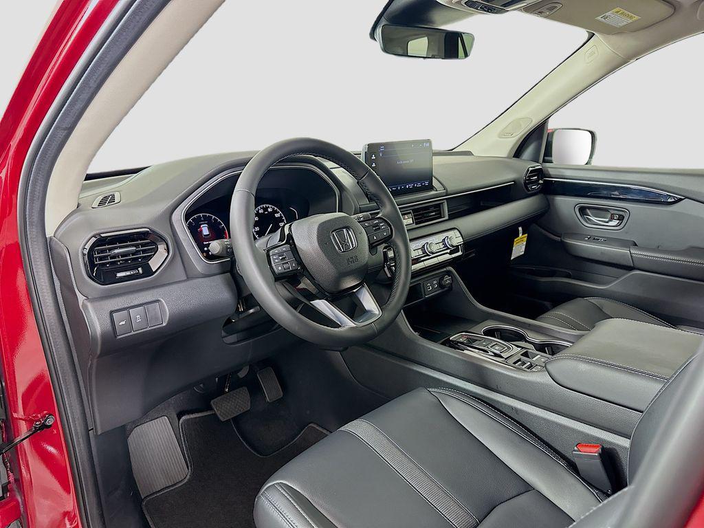 new 2025 Honda Pilot car, priced at $51,505