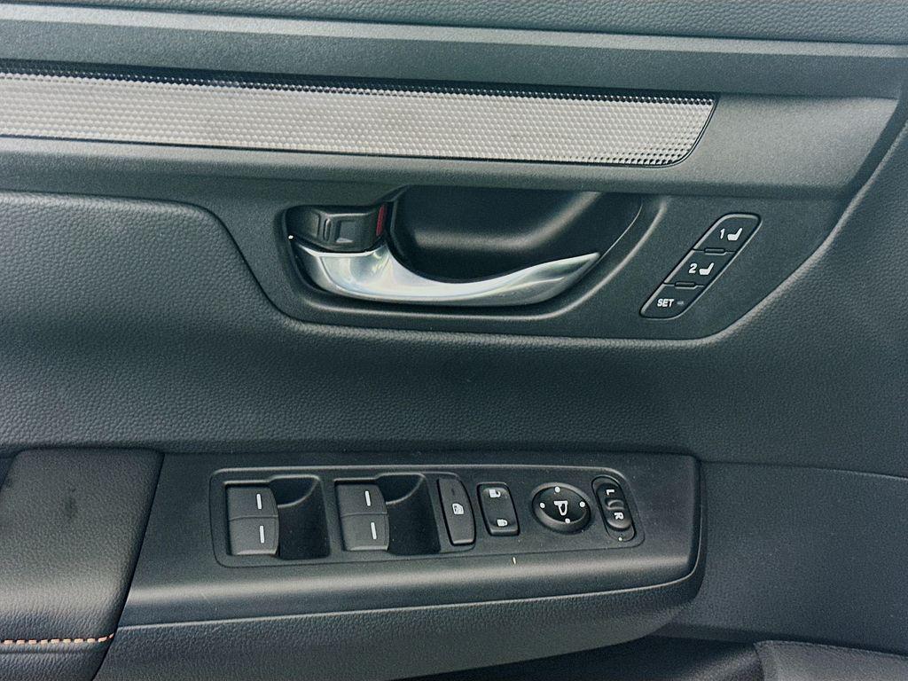 new 2026 Honda CR-V Hybrid car, priced at $40,630