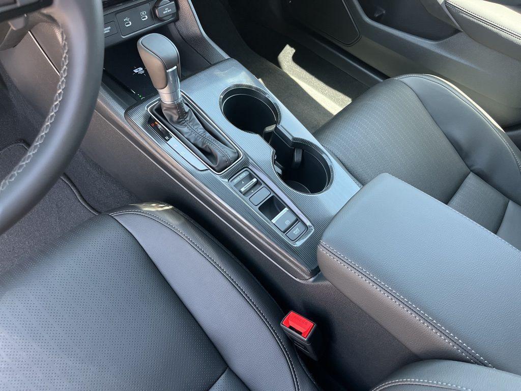 new 2026 Honda Civic Hybrid car, priced at $33,900