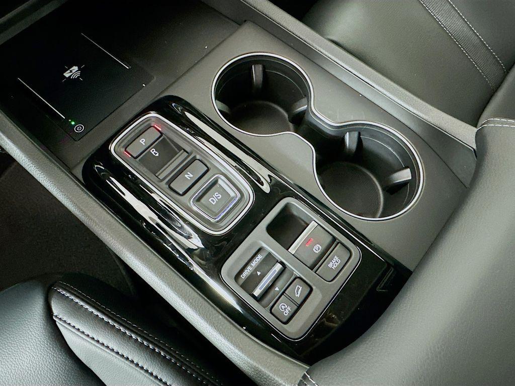 new 2025 Honda Pilot car, priced at $45,725