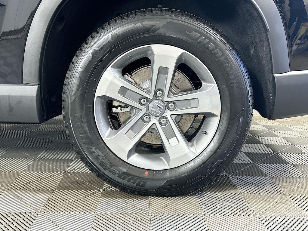 new 2025 Honda Pilot car, priced at $45,725