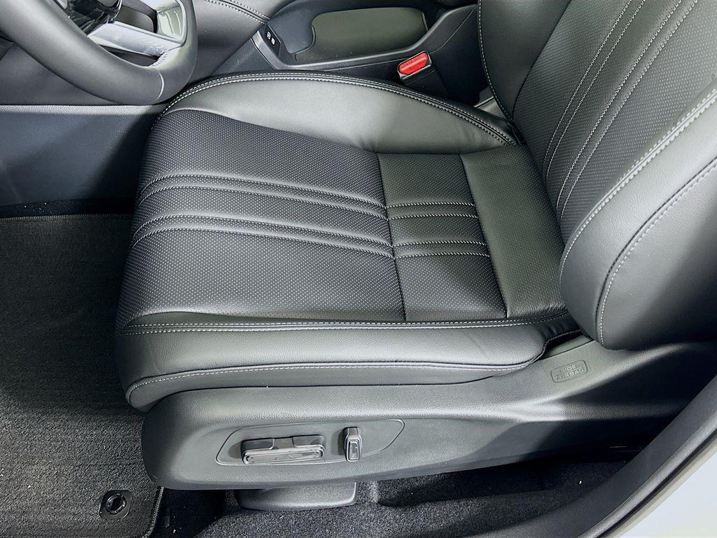 new 2026 Honda HR-V car, priced at $31,955