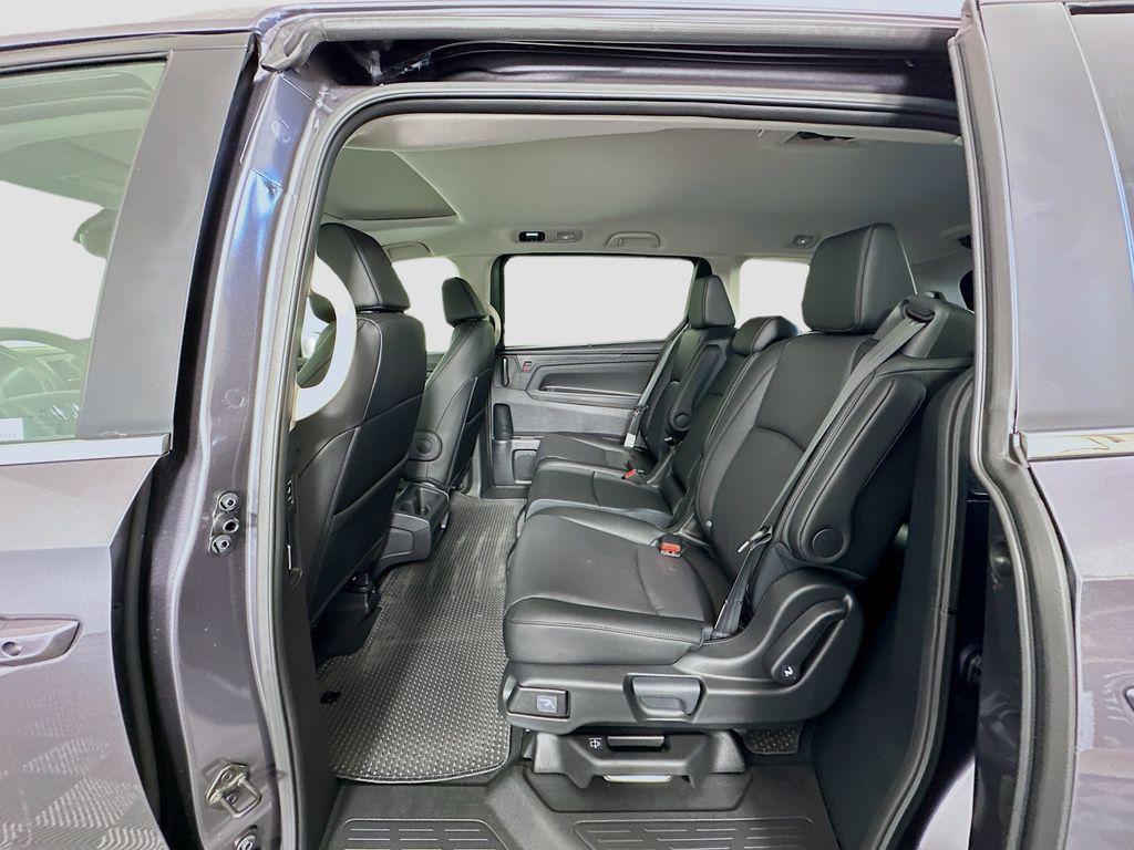 new 2026 Honda Odyssey car, priced at $44,290