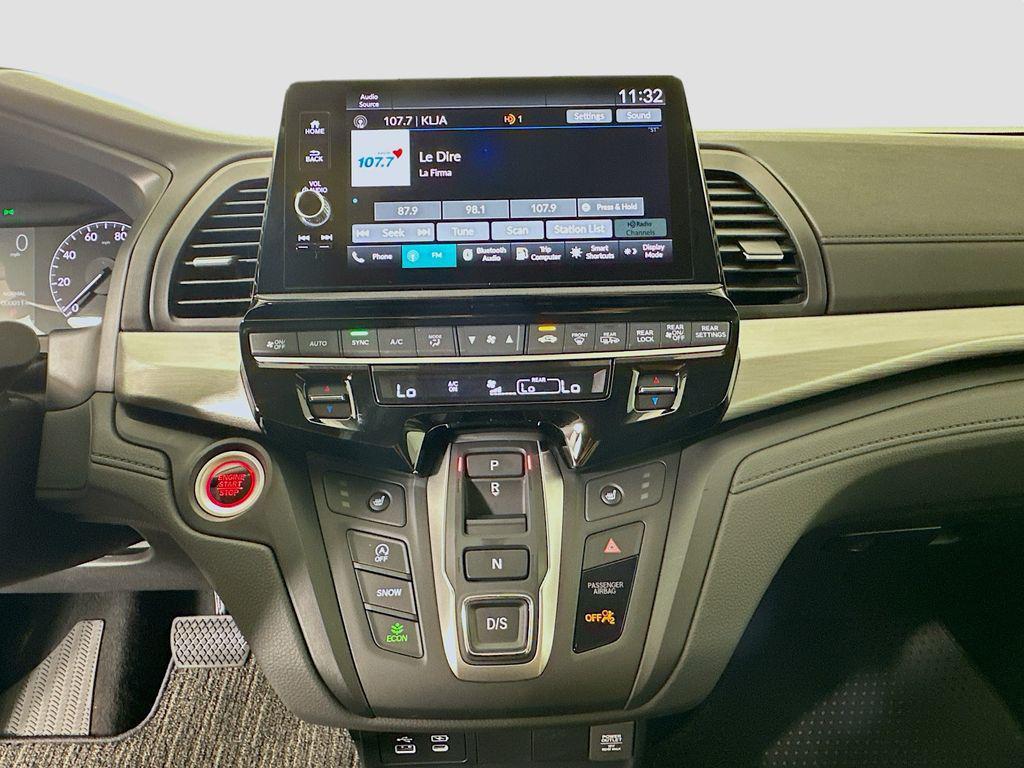 new 2026 Honda Odyssey car, priced at $44,290