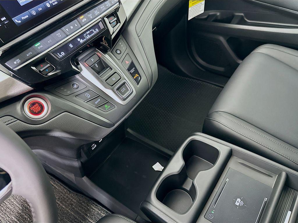 new 2026 Honda Odyssey car, priced at $44,290