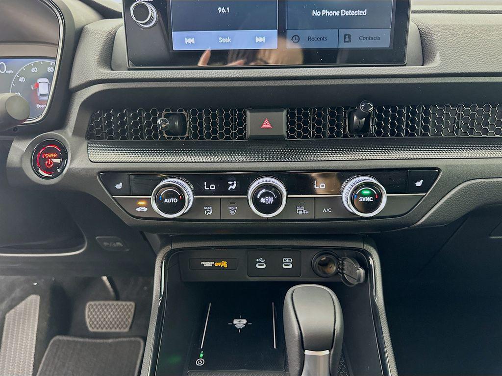 new 2026 Honda CR-V Hybrid car, priced at $40,175