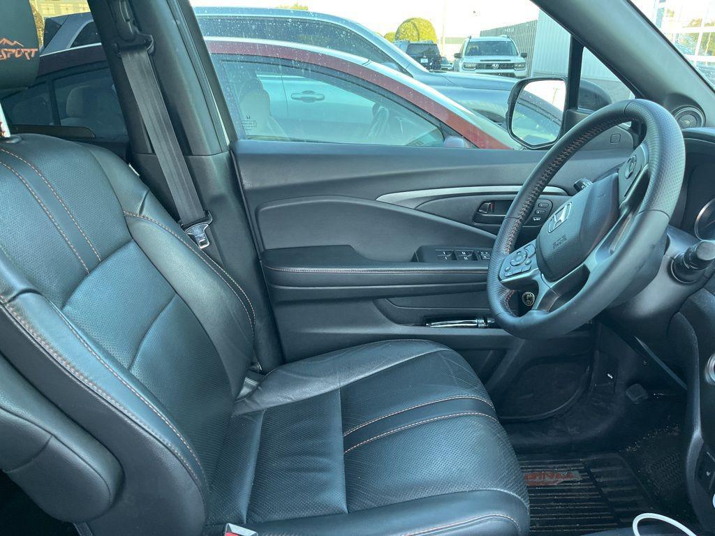 used 2022 Honda Pilot car, priced at $32,600