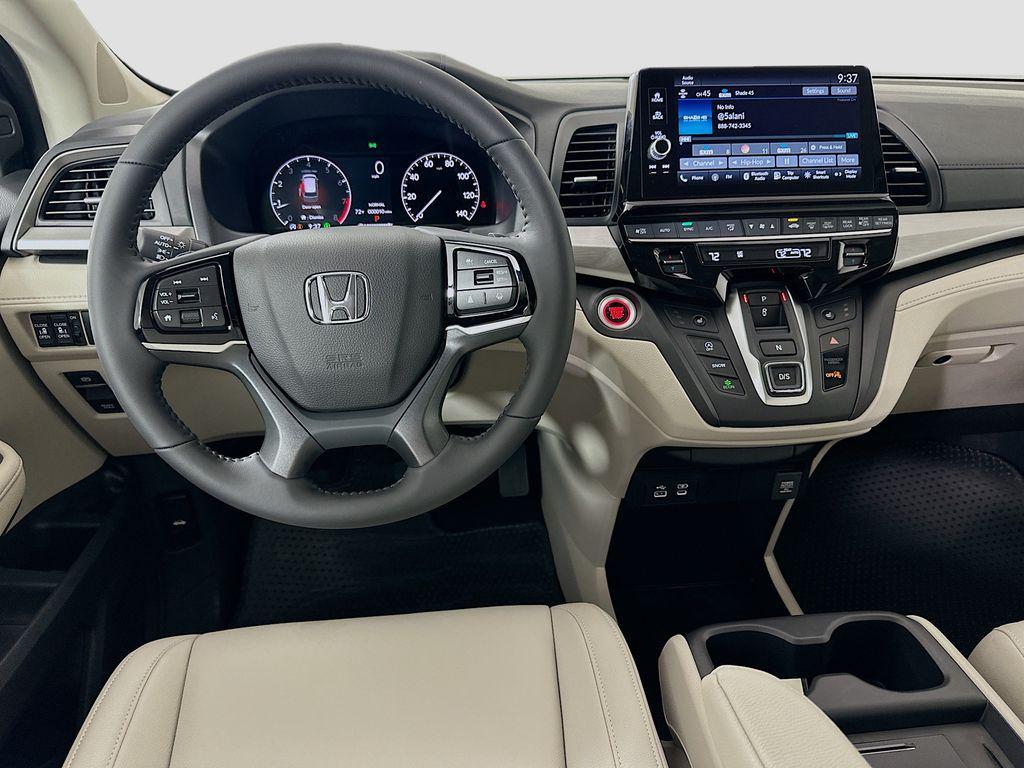 new 2026 Honda Odyssey car, priced at $44,290