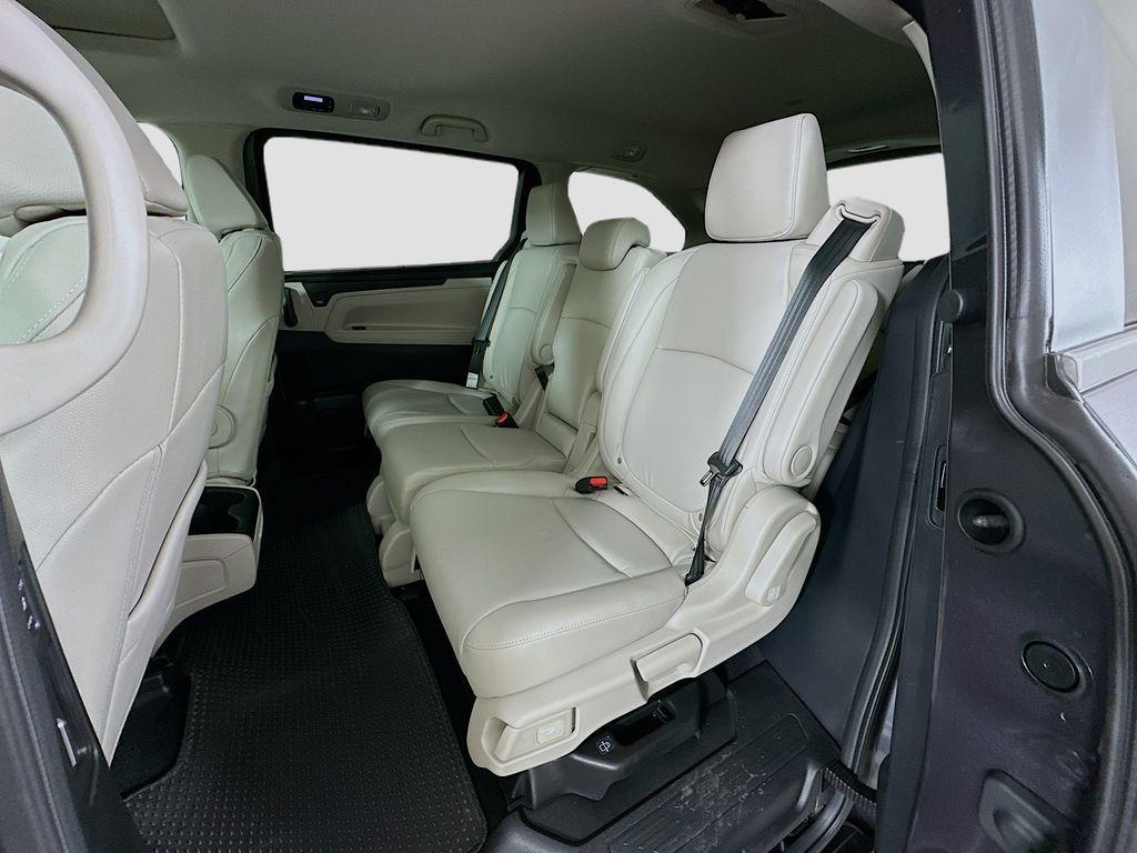 new 2026 Honda Odyssey car, priced at $44,290