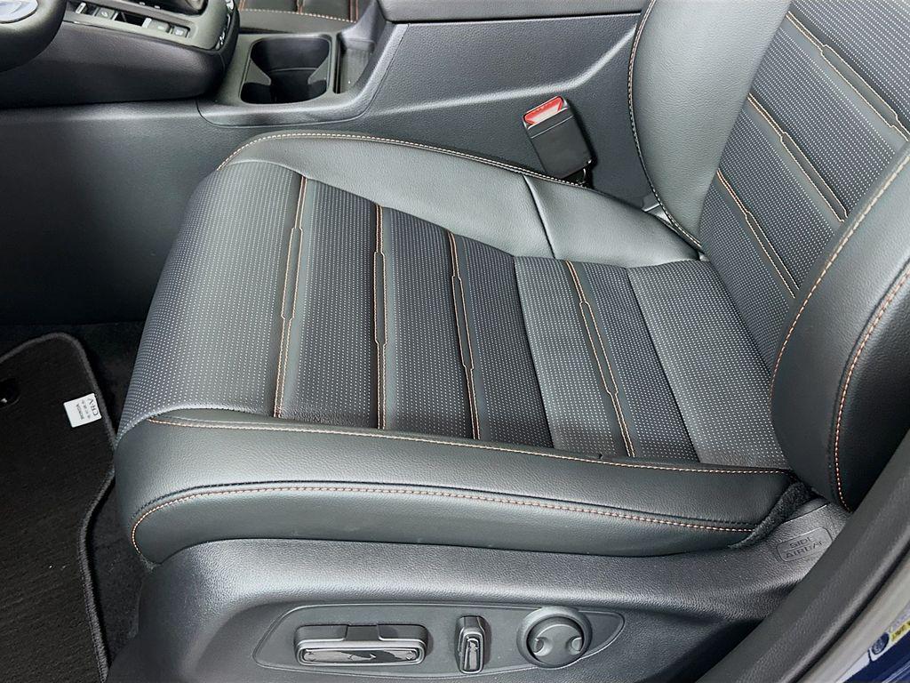 new 2026 Honda CR-V Hybrid car, priced at $43,700