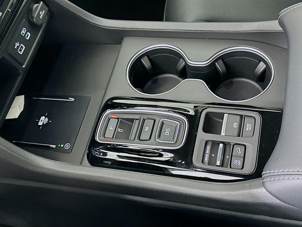 new 2025 Honda Pilot car, priced at $52,995