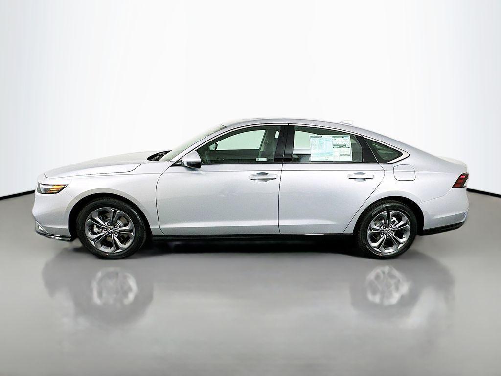 new 2025 Honda Accord Hybrid car, priced at $36,135