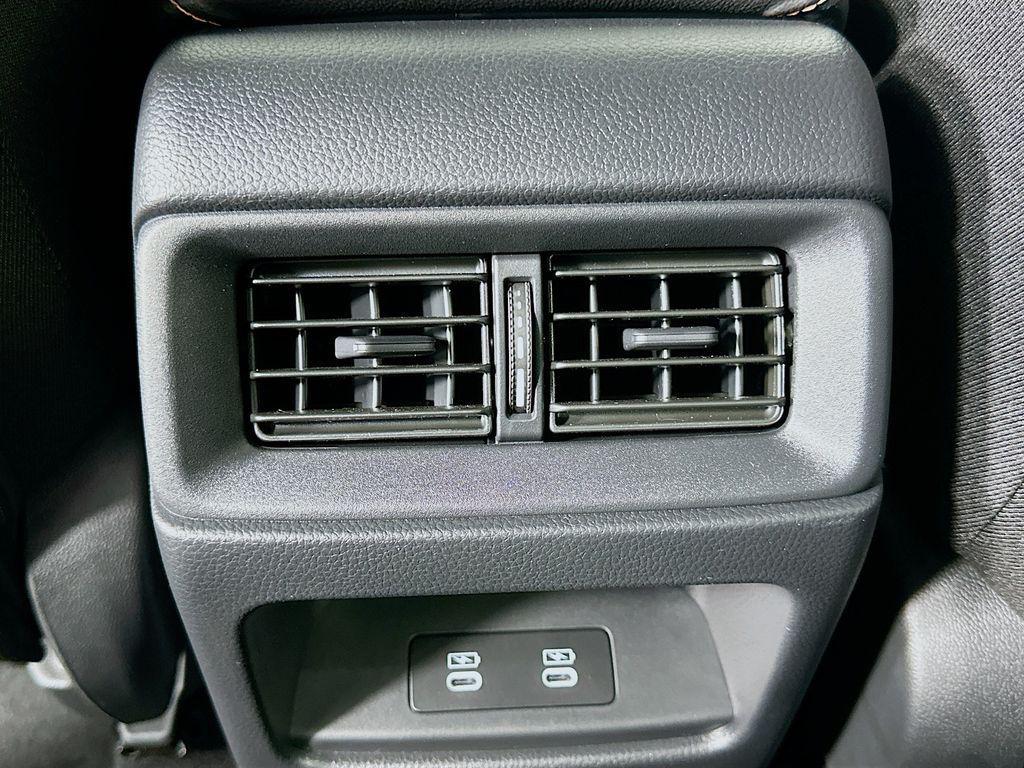 new 2026 Honda CR-V Hybrid car, priced at $40,250