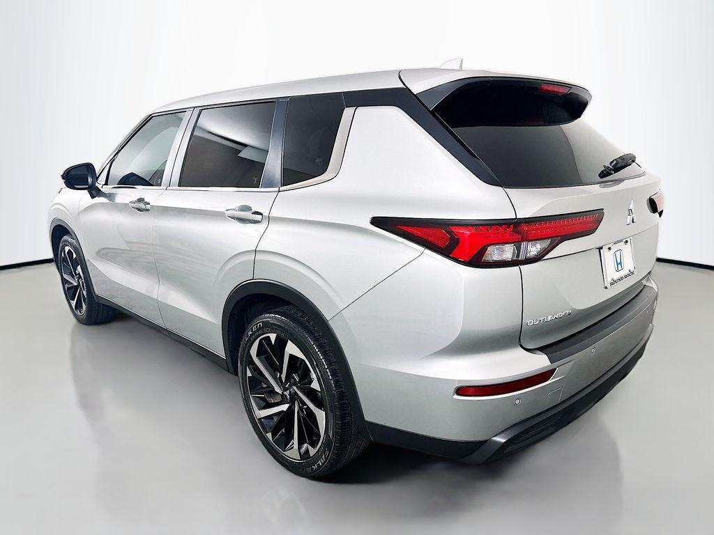 used 2022 Mitsubishi Outlander car, priced at $18,000