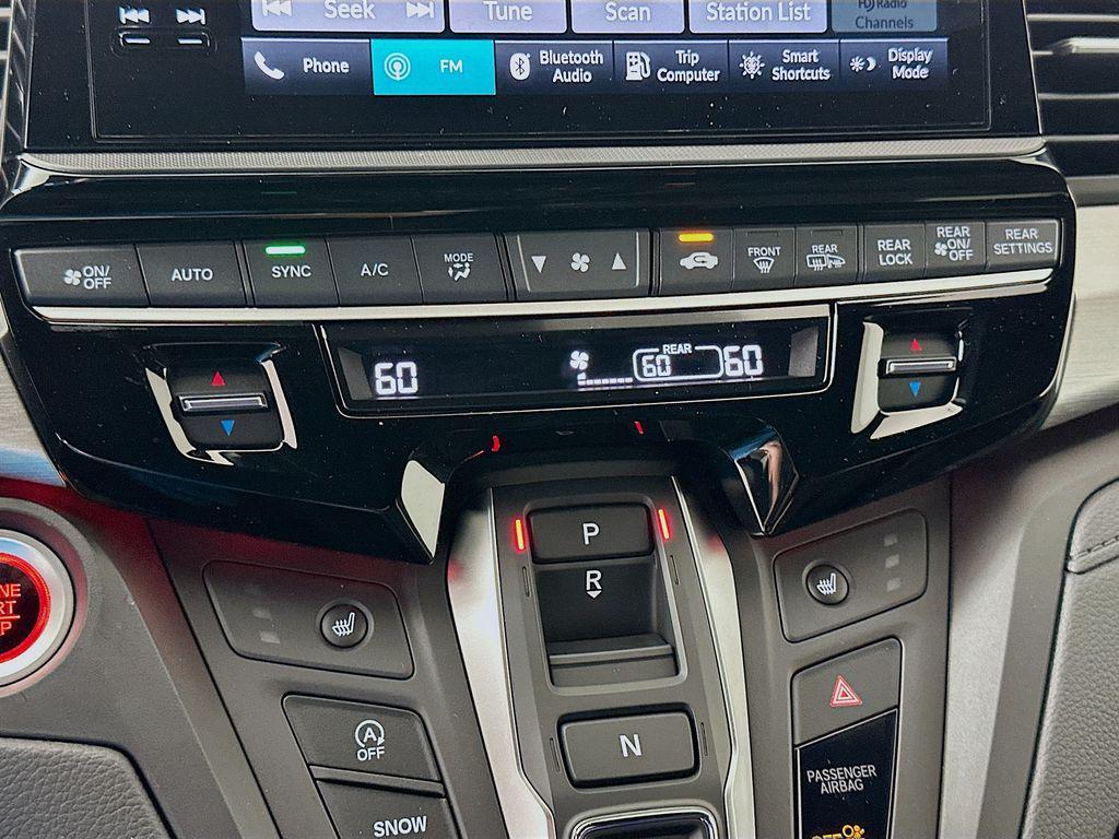 new 2026 Honda Odyssey car, priced at $45,390