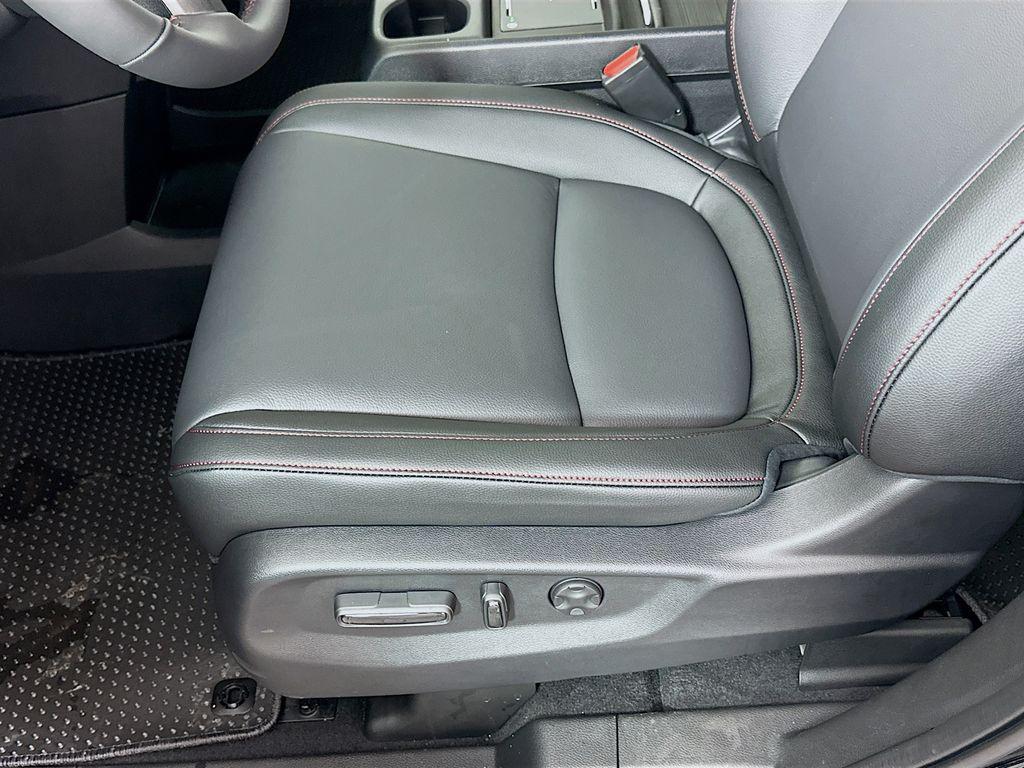 new 2026 Honda Odyssey car, priced at $45,390