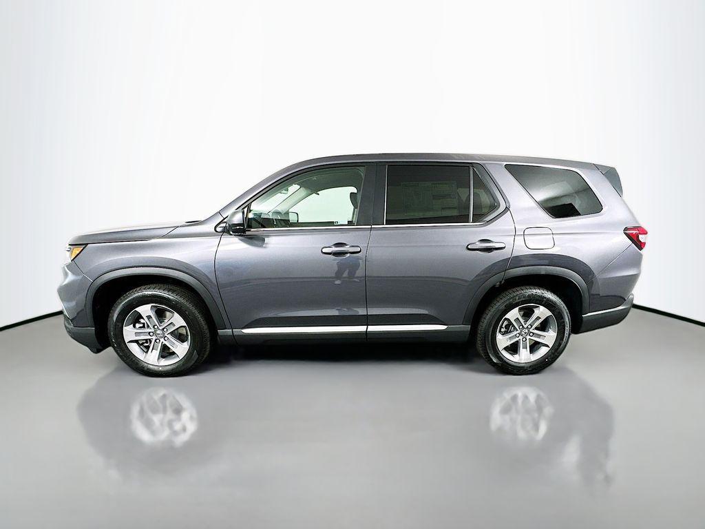 new 2025 Honda Pilot car, priced at $47,095