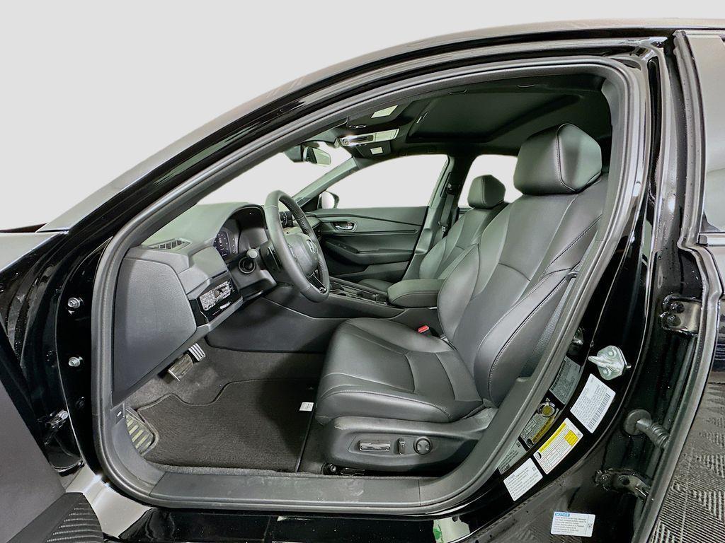 new 2025 Honda Accord Hybrid car, priced at $36,570