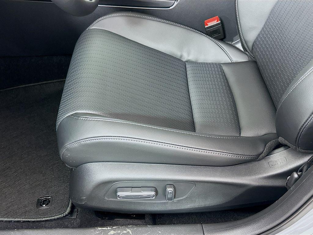 new 2026 Honda Civic Hybrid car, priced at $34,690