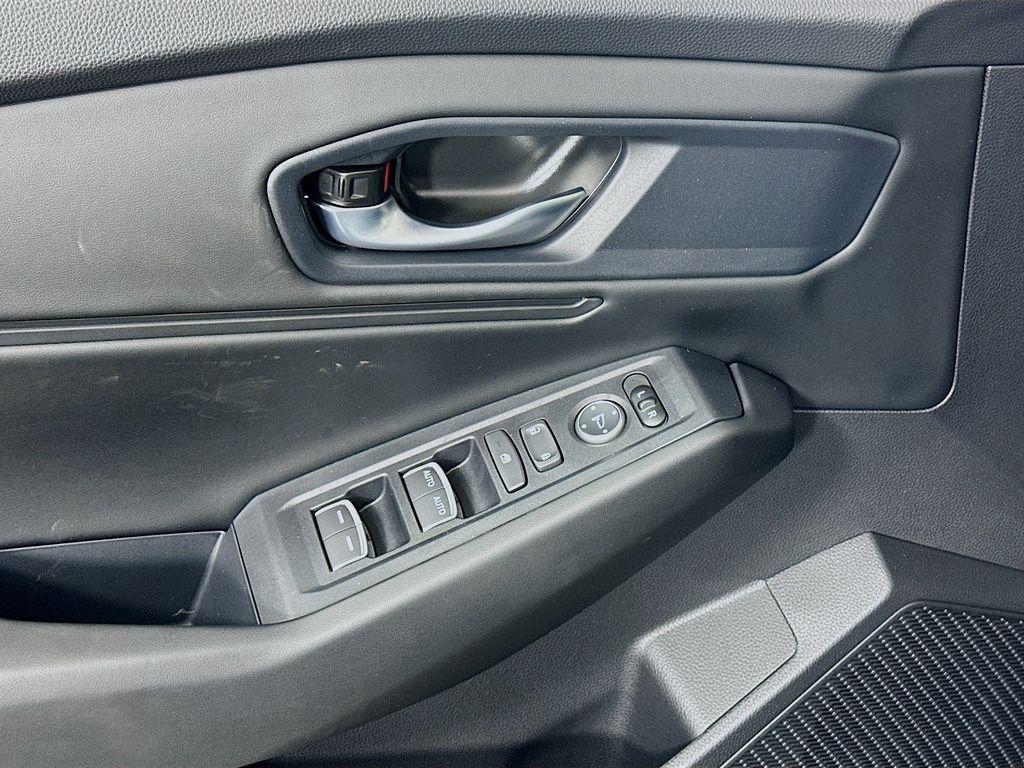 new 2025 Honda Accord car, priced at $31,755