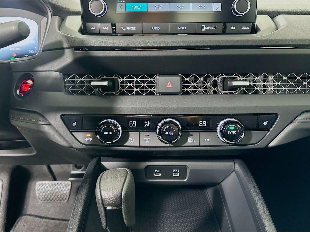 new 2025 Honda Accord car, priced at $31,755