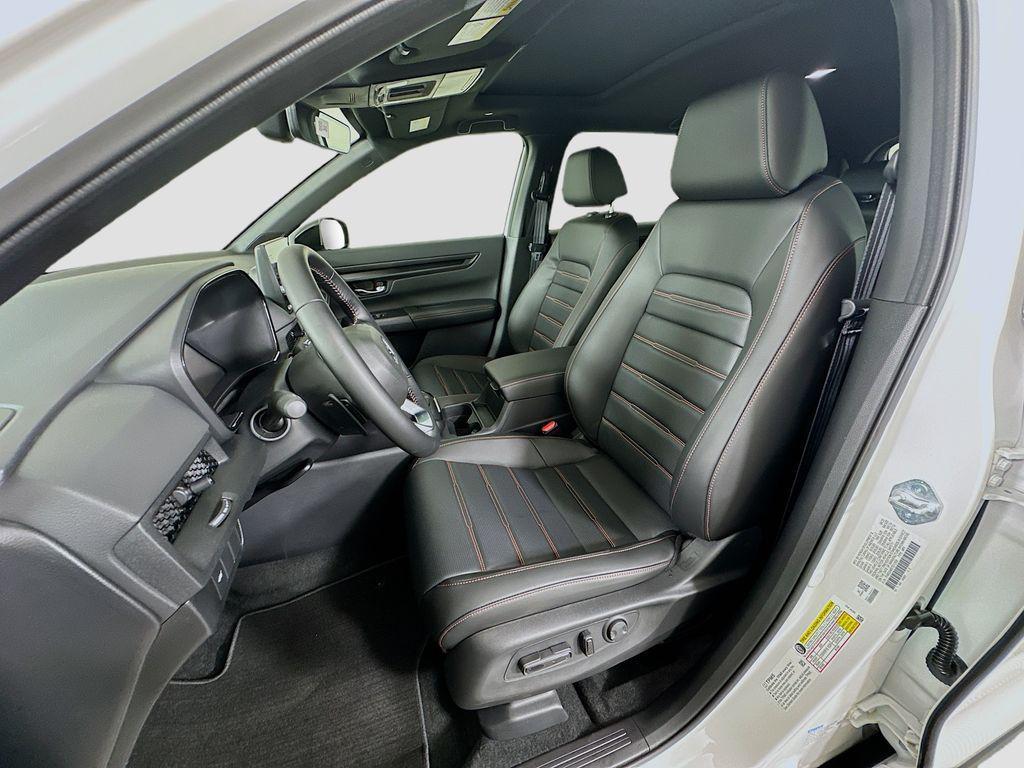 new 2026 Honda CR-V Hybrid car, priced at $40,630