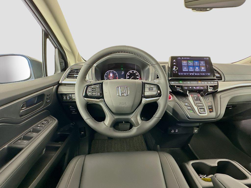 new 2026 Honda Odyssey car, priced at $44,290