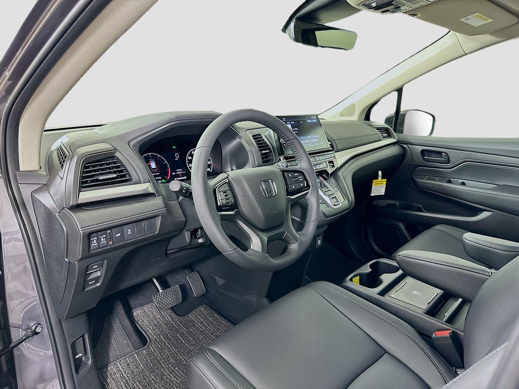 new 2026 Honda Odyssey car, priced at $44,290