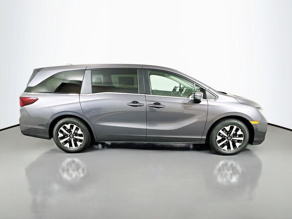 new 2026 Honda Odyssey car, priced at $44,290