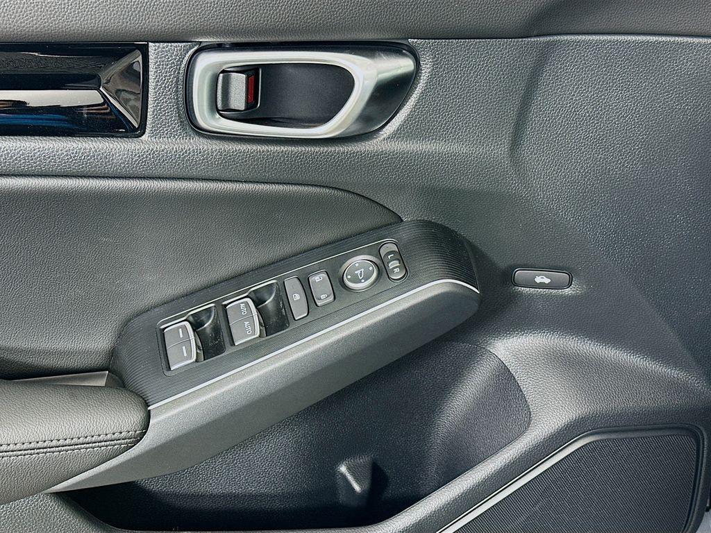 new 2026 Honda Civic Hybrid car, priced at $33,945