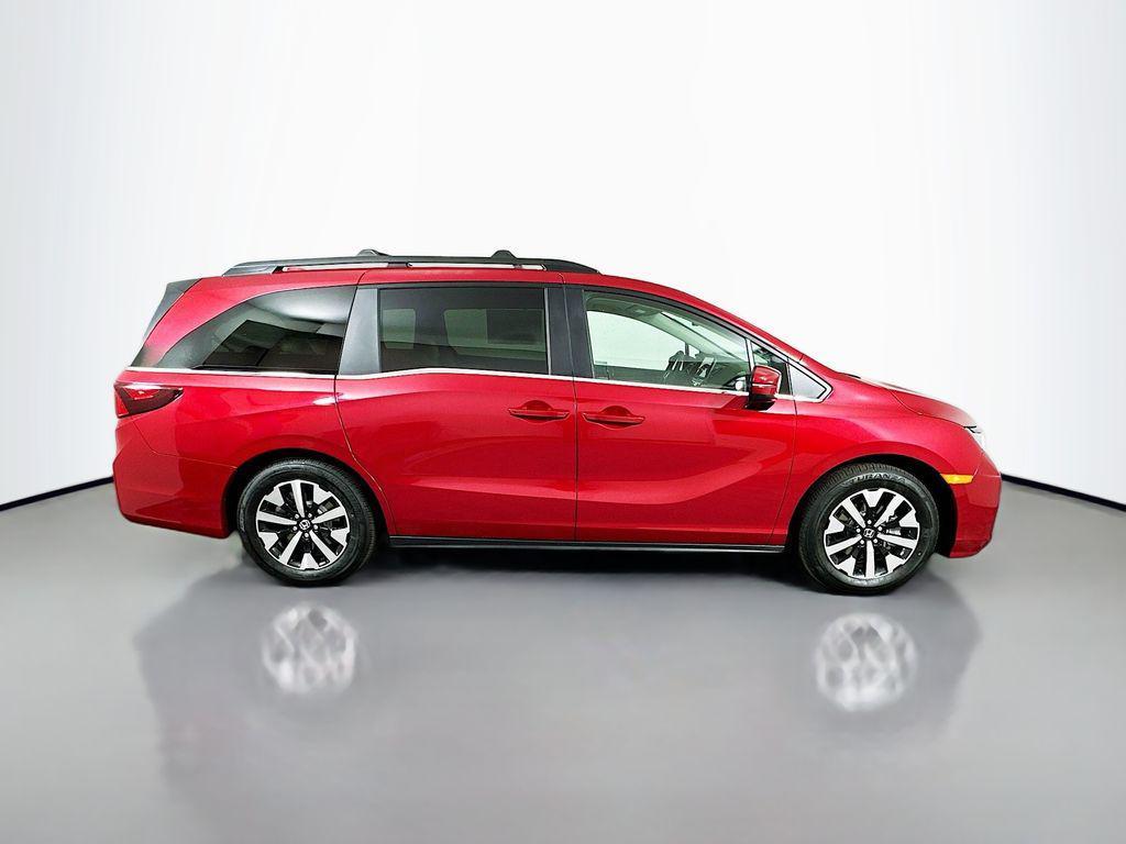 new 2026 Honda Odyssey car, priced at $46,140
