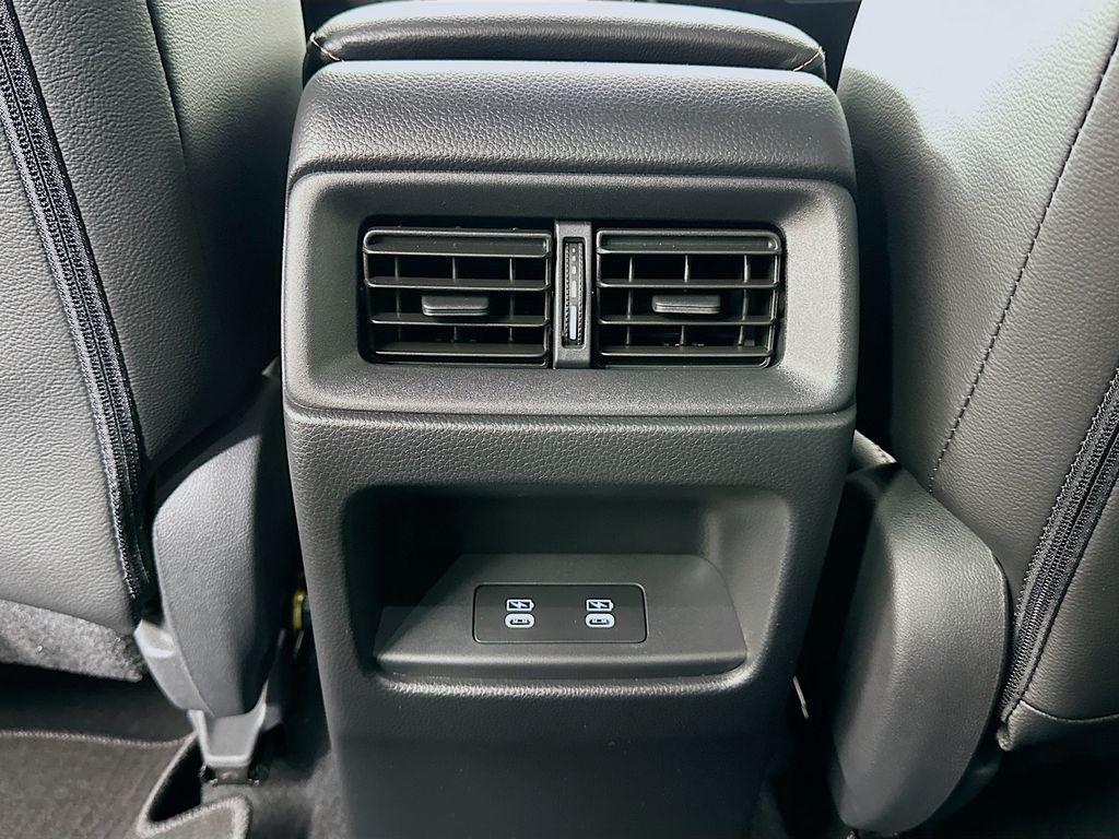 new 2026 Honda CR-V Hybrid car, priced at $40,175