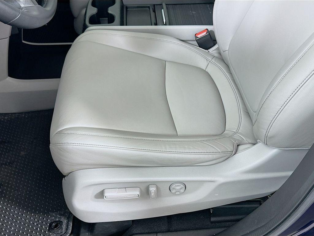 used 2023 Honda Odyssey car, priced at $35,300