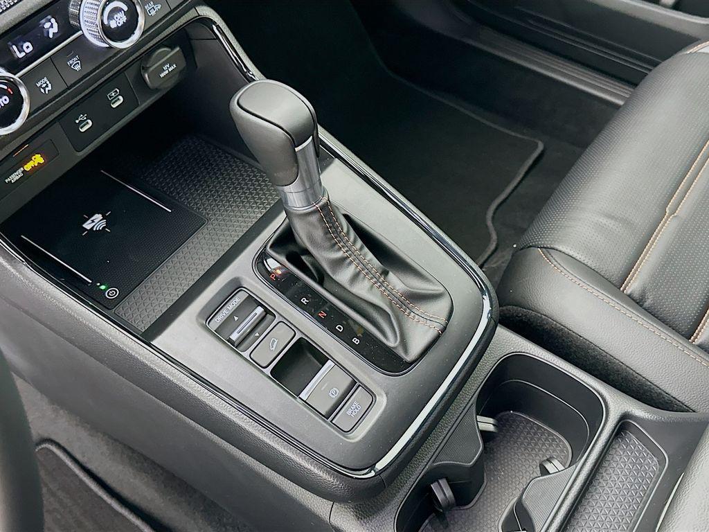 new 2026 Honda CR-V Hybrid car, priced at $40,175