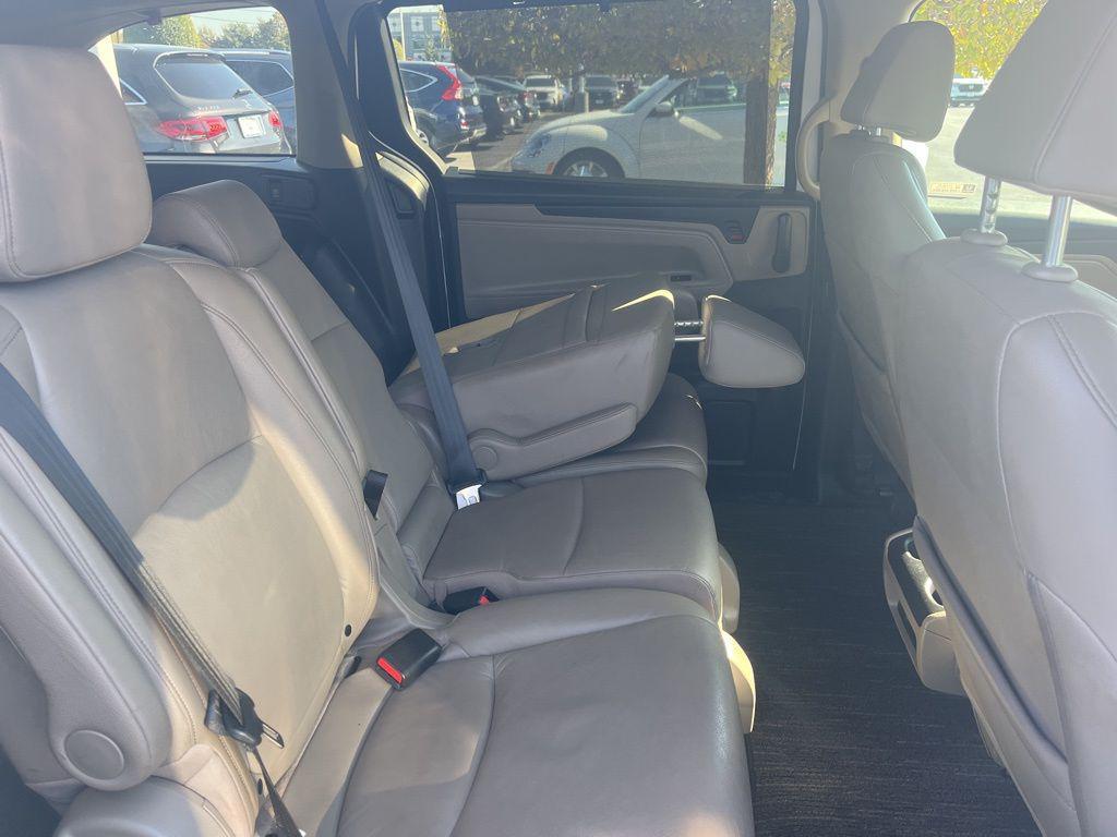 used 2024 Honda Odyssey car, priced at $35,000