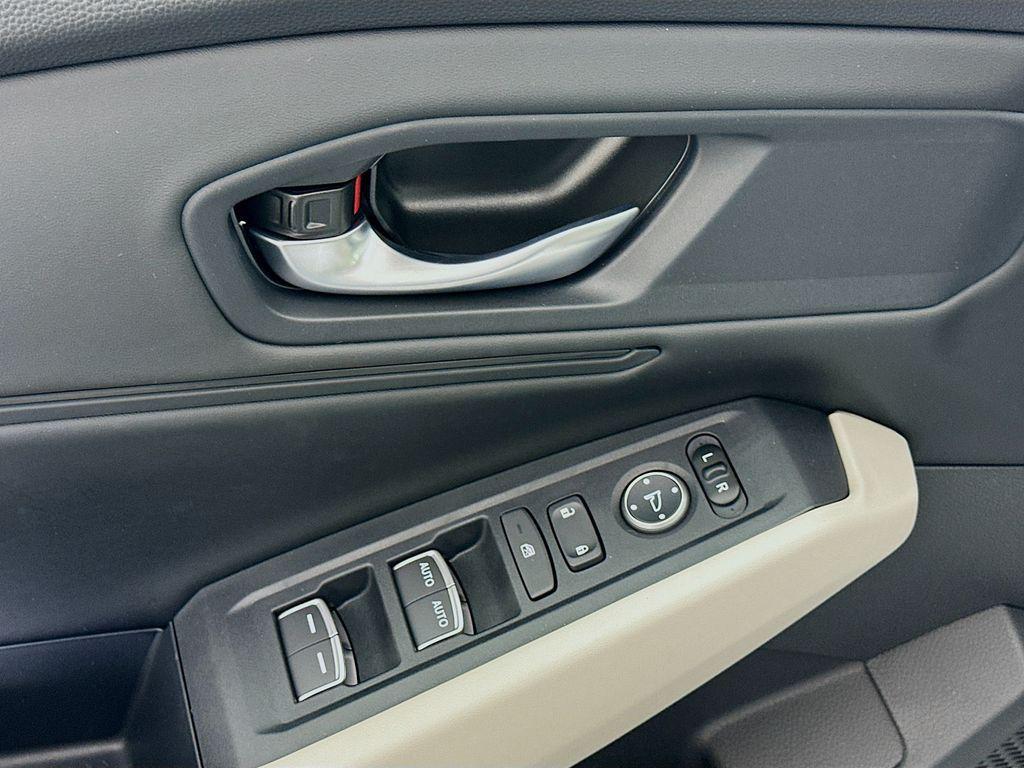 new 2025 Honda Accord car, priced at $32,210